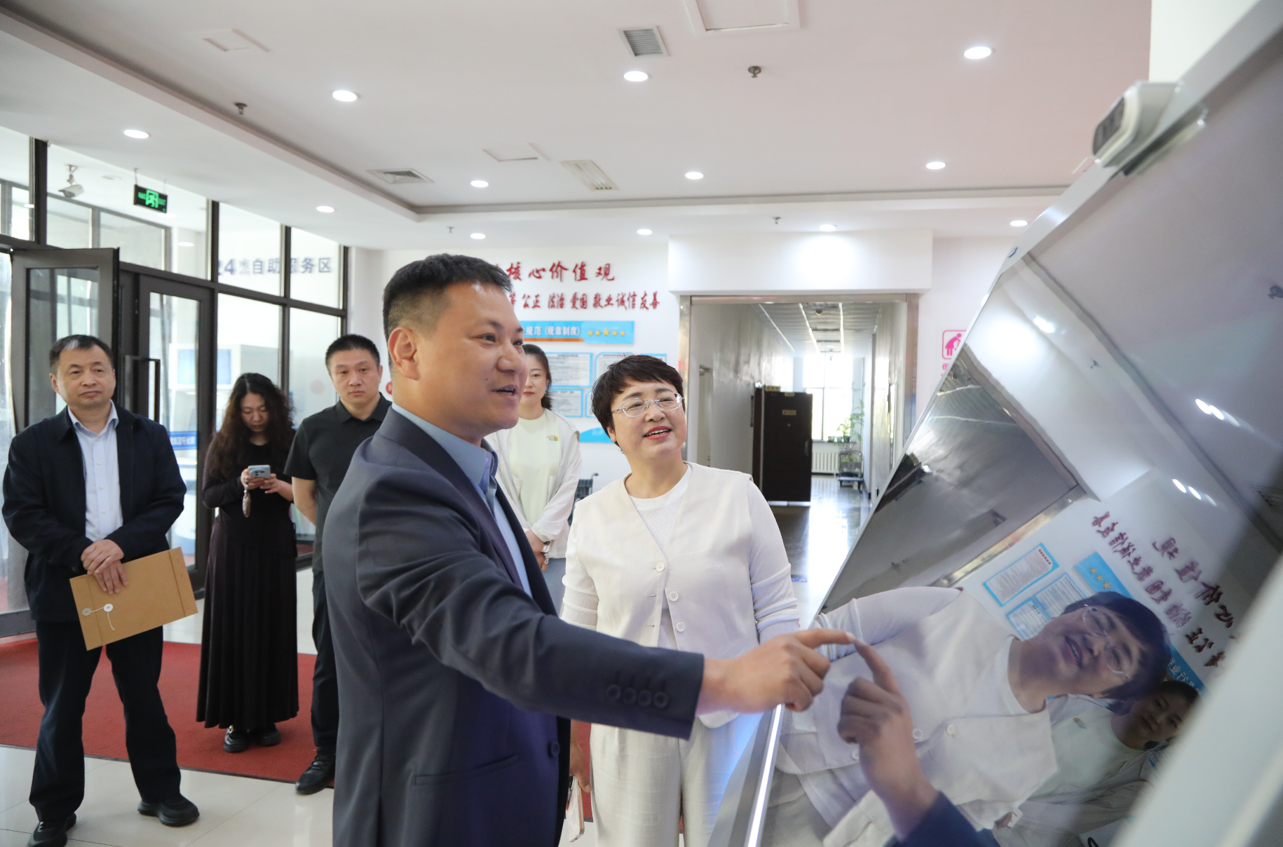 开门问策促发展 双台子区开展“5·15政务公开日”政务开放日活动